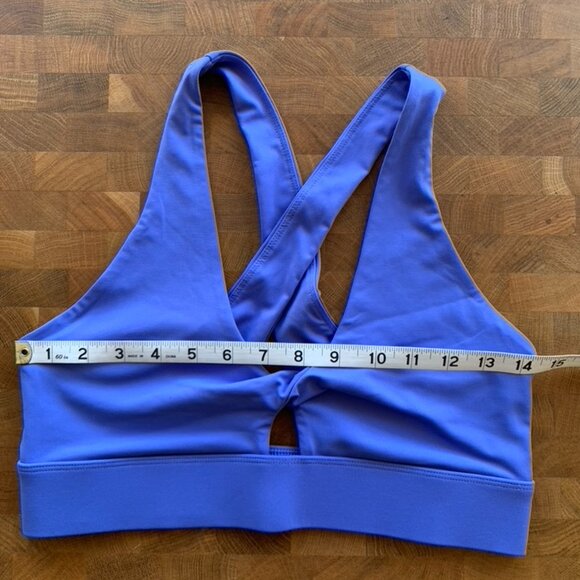 Fabletics Oasis Twist Sports Bra - Periwinkle Punch M - Picture 4 of 4